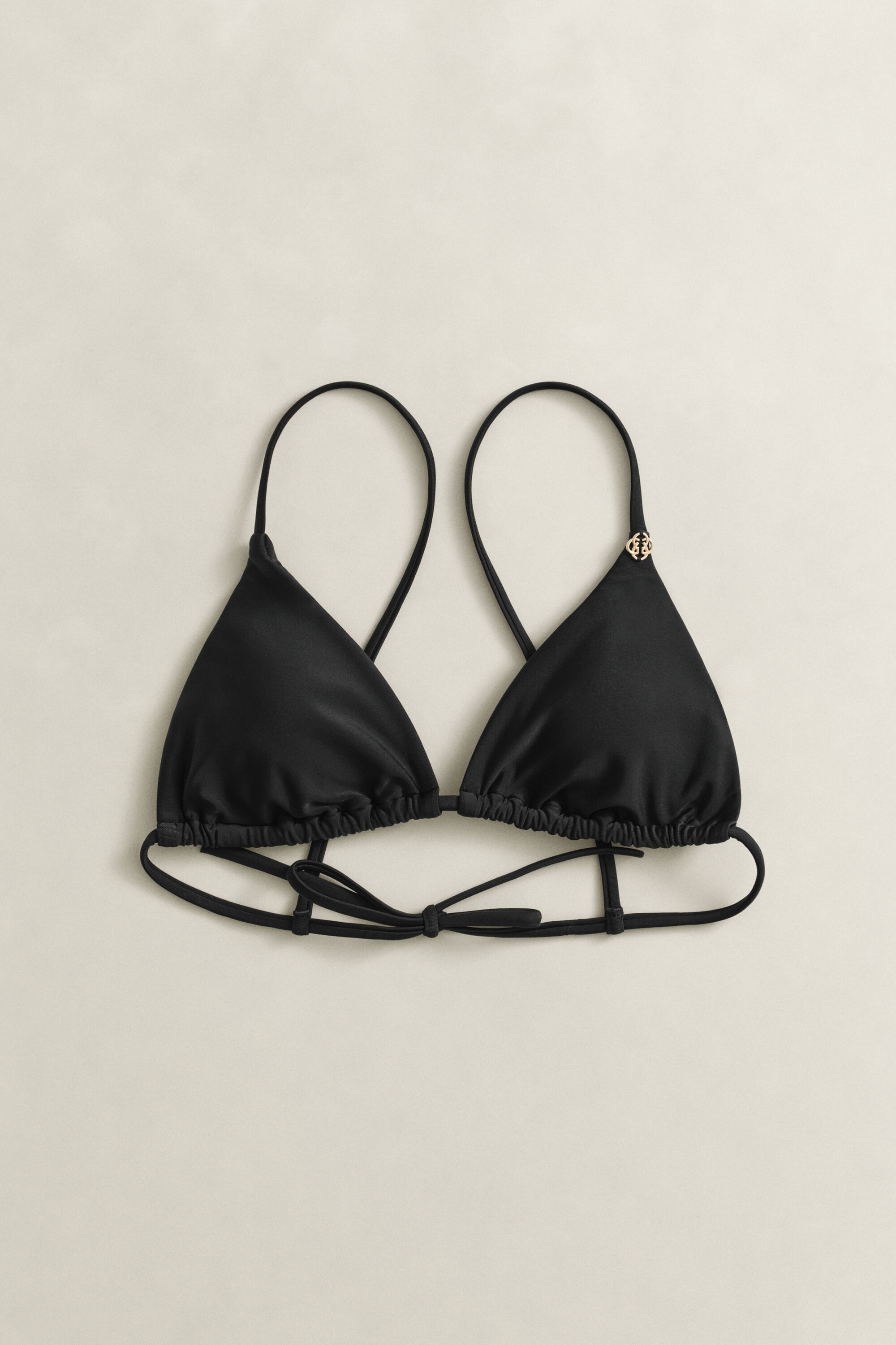 Top de bikini de triángulo con relleno