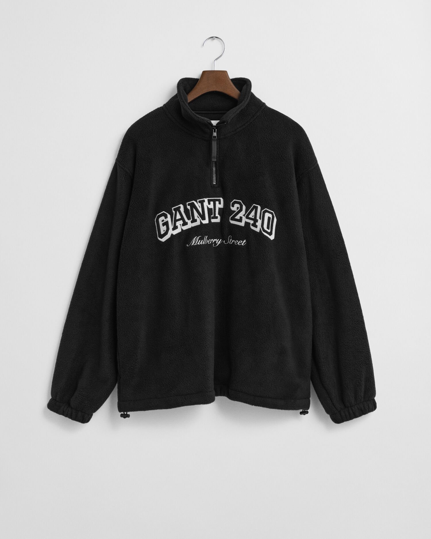 Forro polar con diseño gráfico