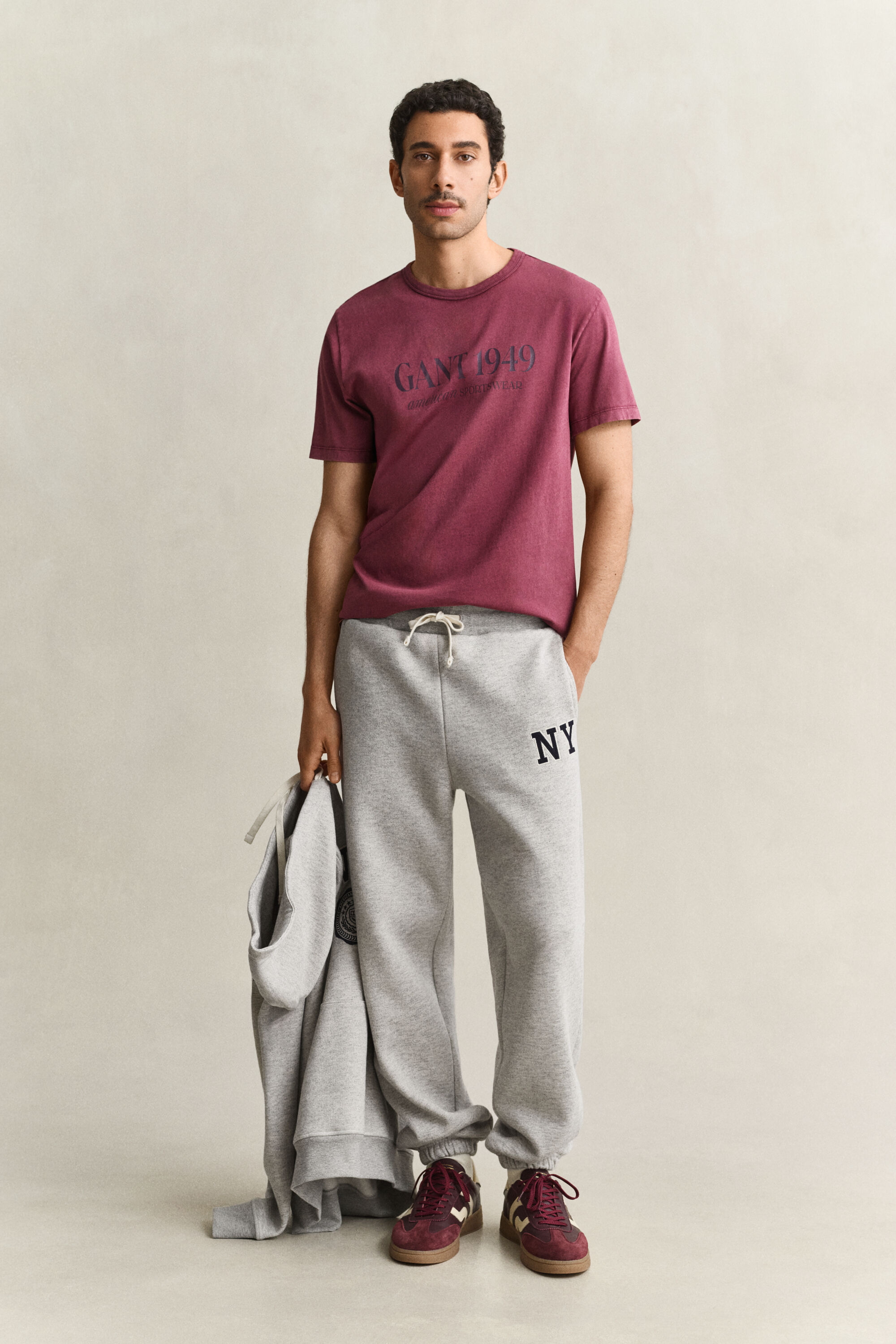 Pantalones de deporte con diseño