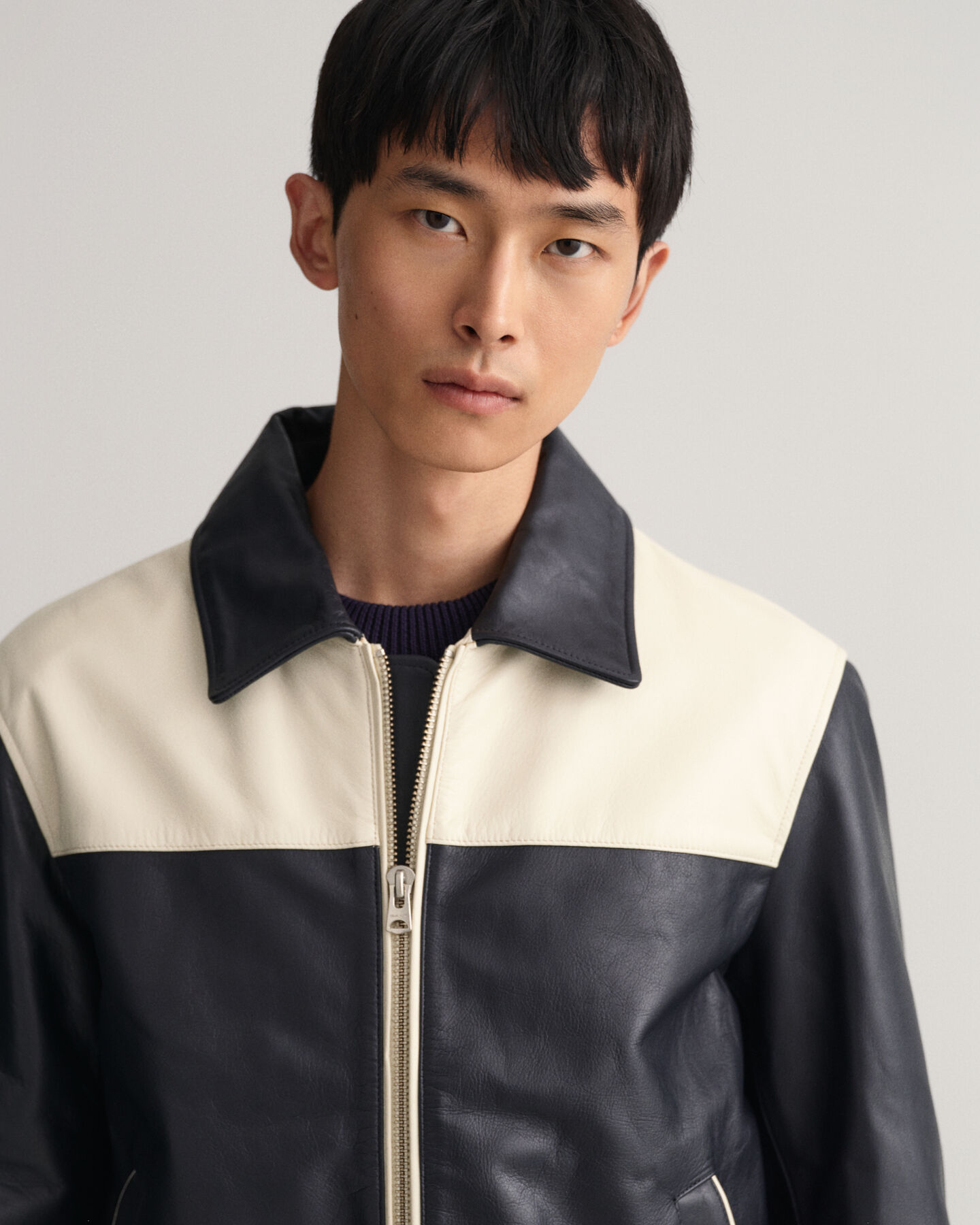 Cazadora corta de piel