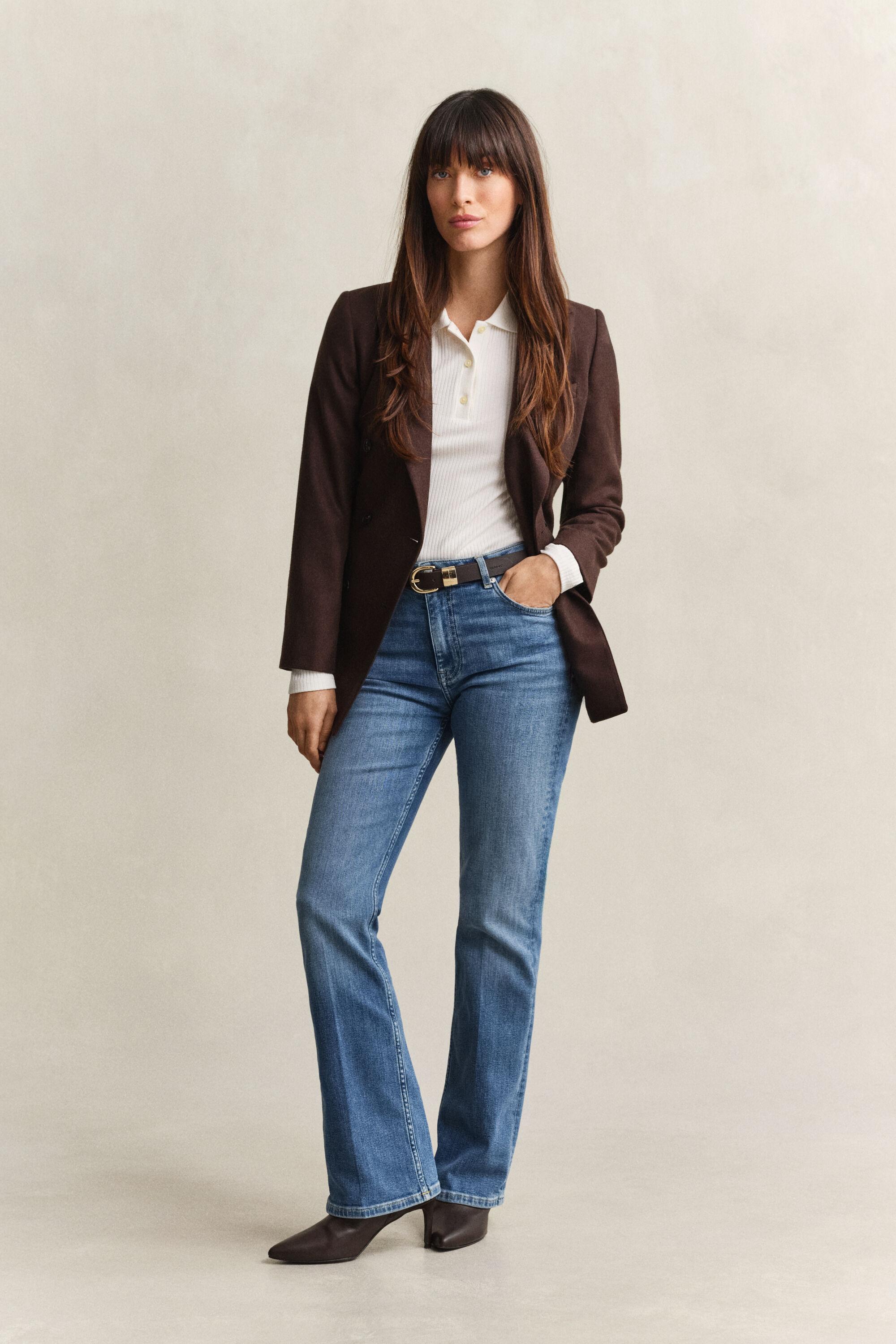 Vaqueros Slim Fit acampanados elásticos