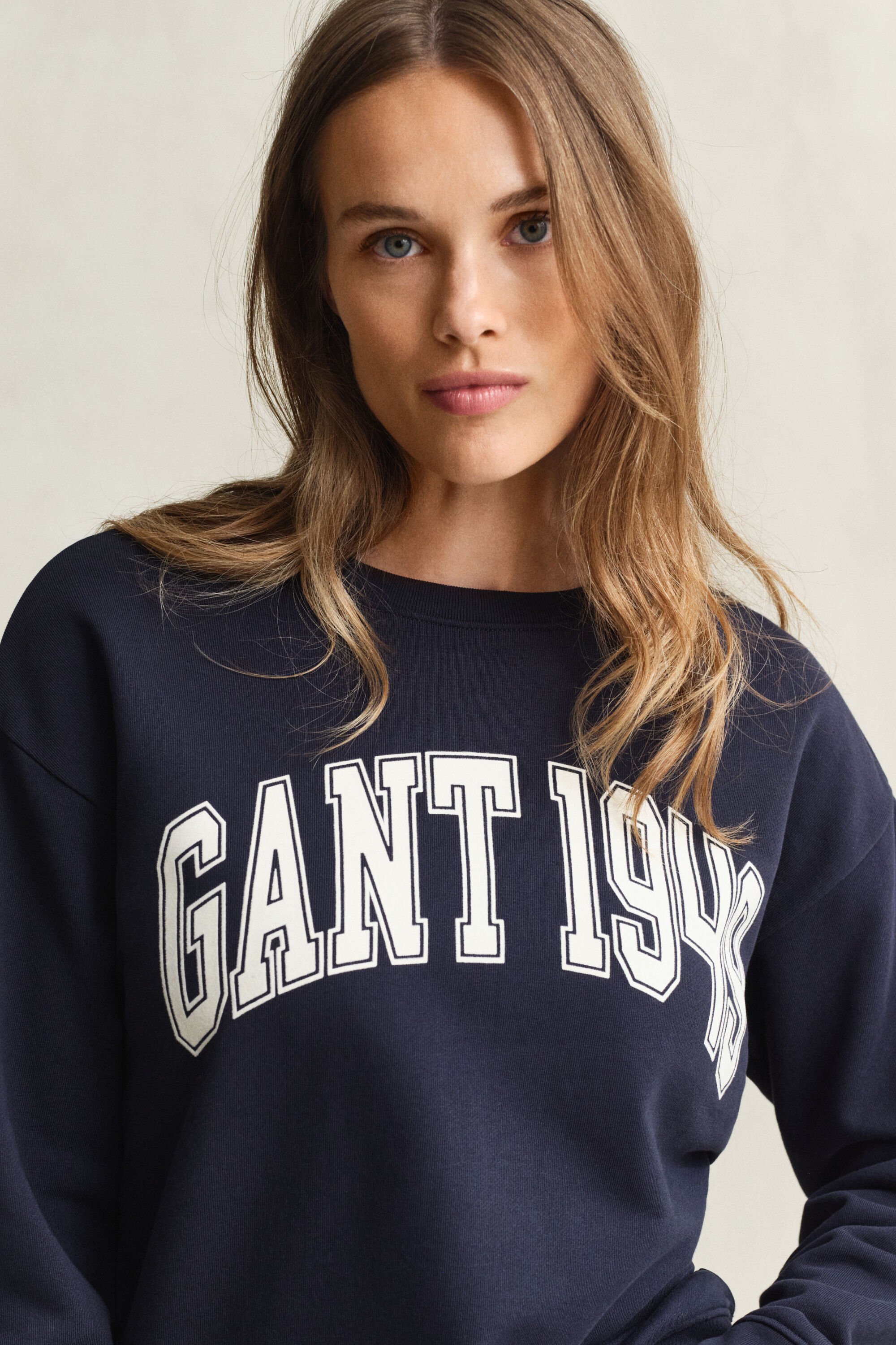 Sudadera de cuello redondo con gráfico