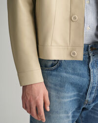 Cazadora de piel Trucker