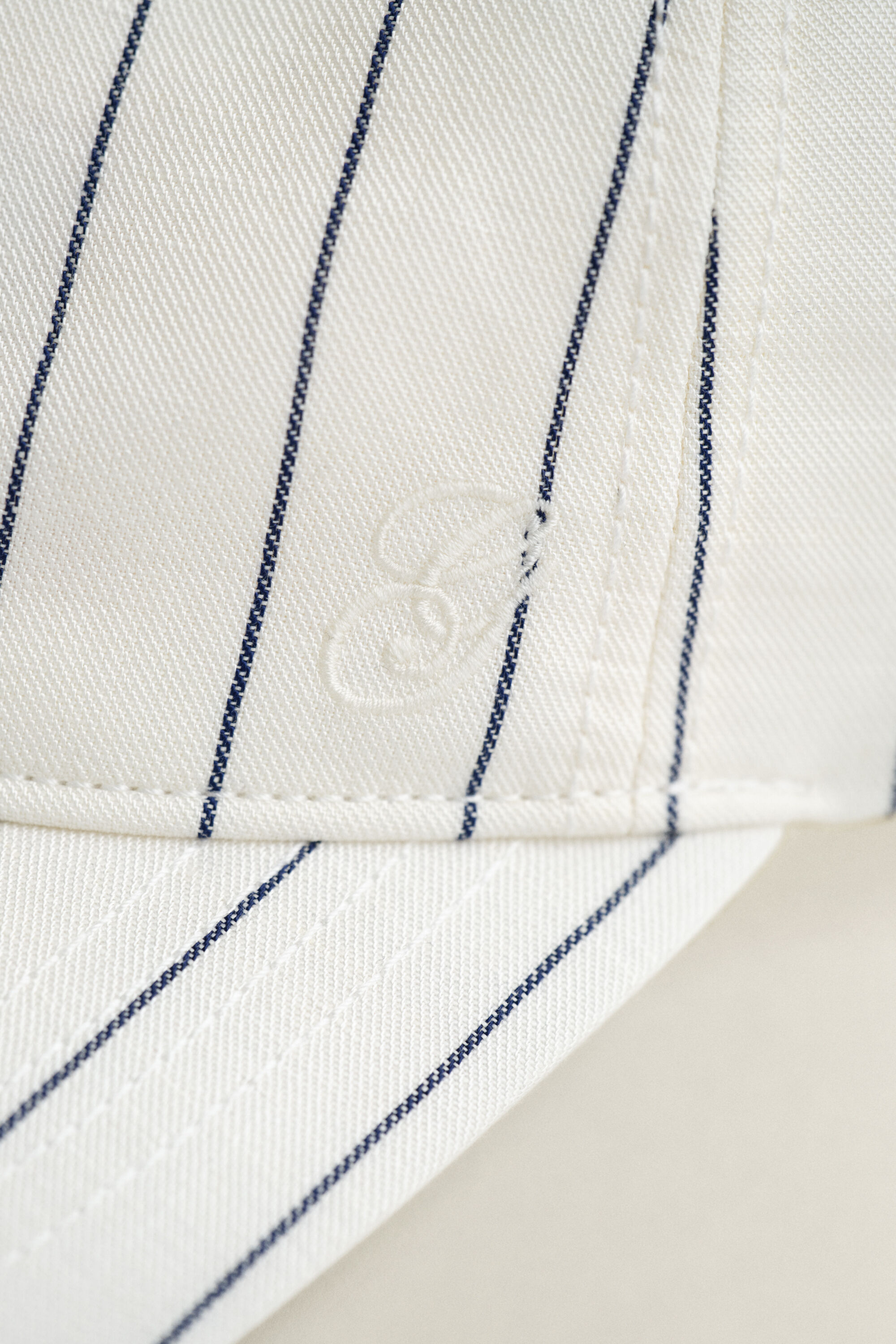 Gorra de mezcla de lino a rayas