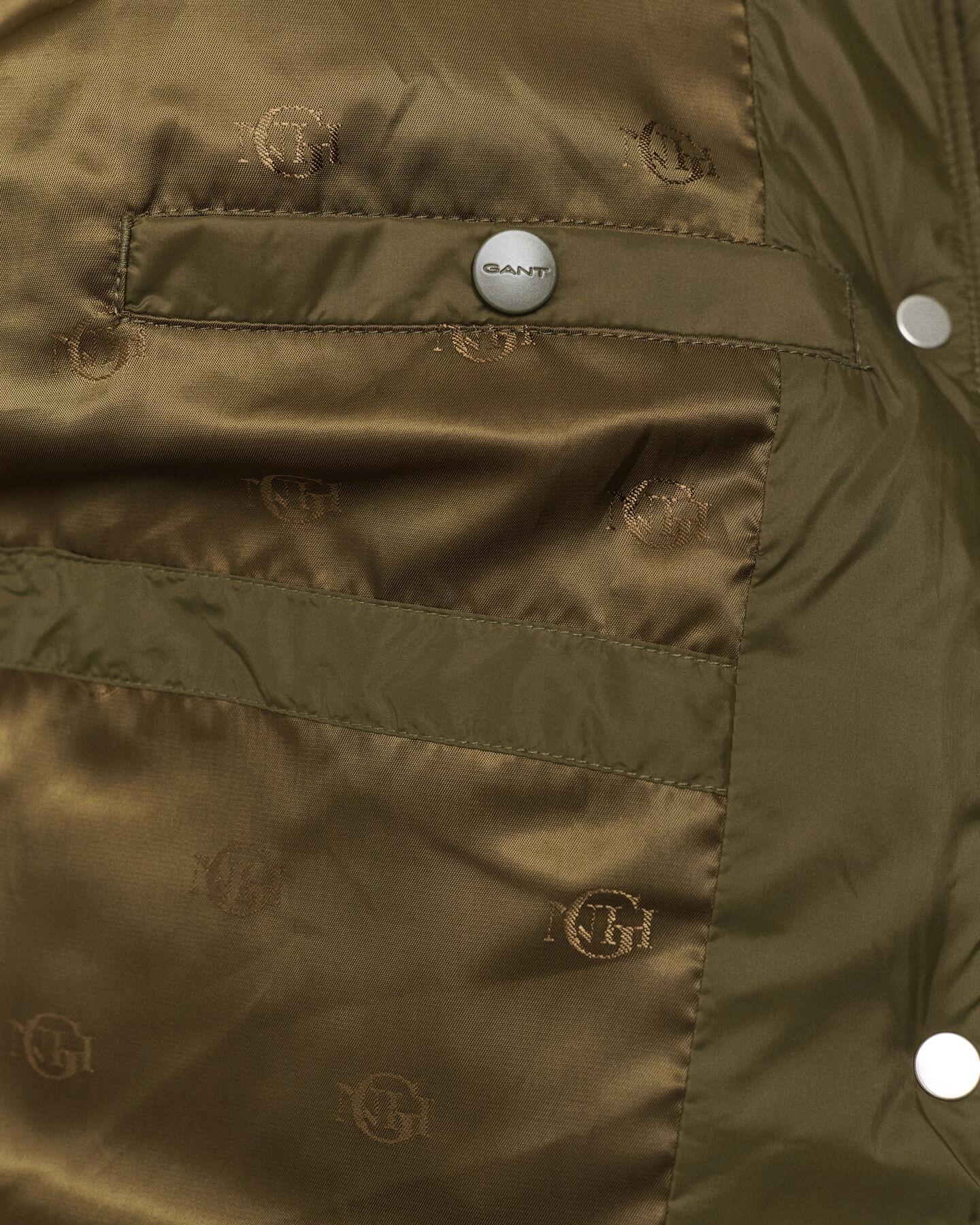 Chaqueta de plum&oacute;n y largo medio