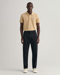 Pantalones de pinzas ajustados en el bajo