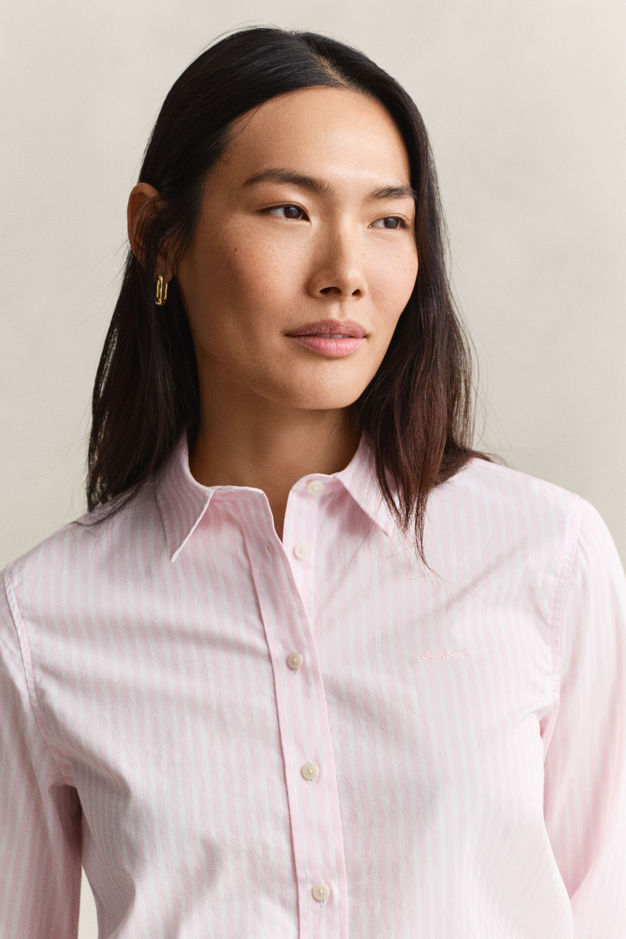 Camisa Regular Fit clásica de popelina a rayas