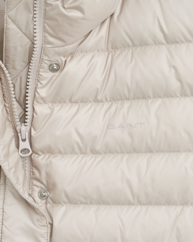 Chaleco de plum&oacute;n ligero