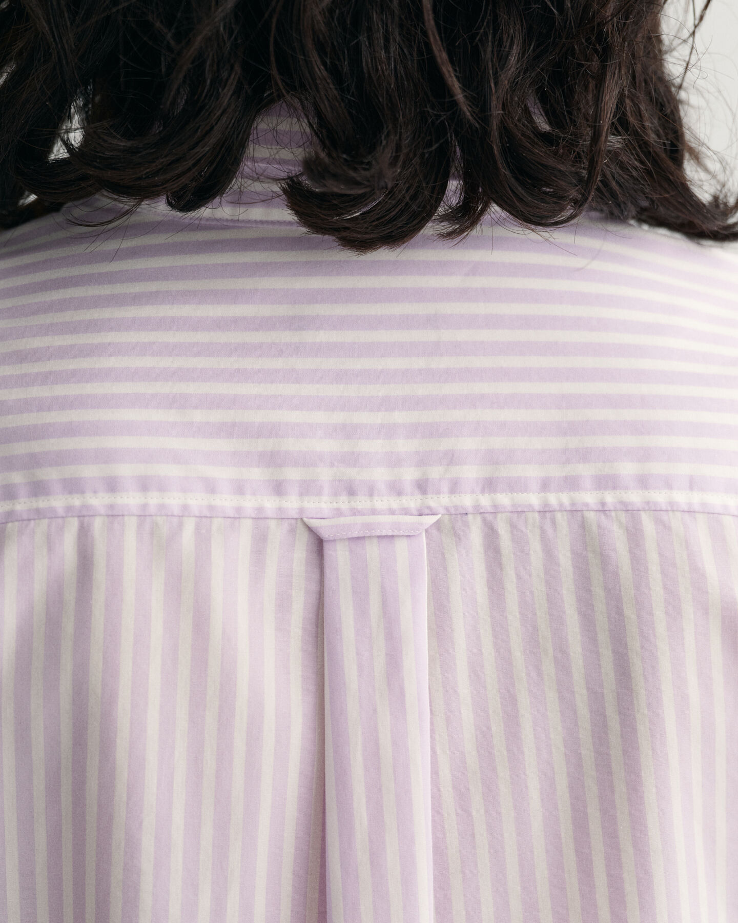 Camisa Regular Fit de velarte a rayas