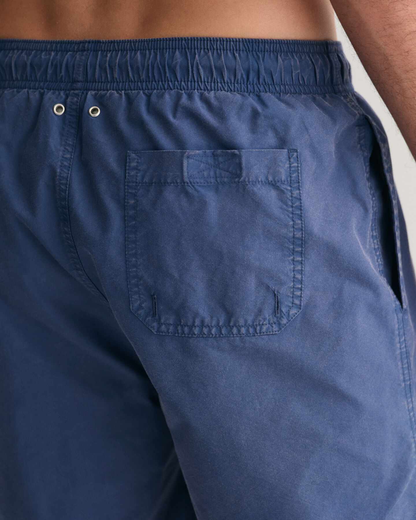 Ba&ntilde;ador Sunfaded