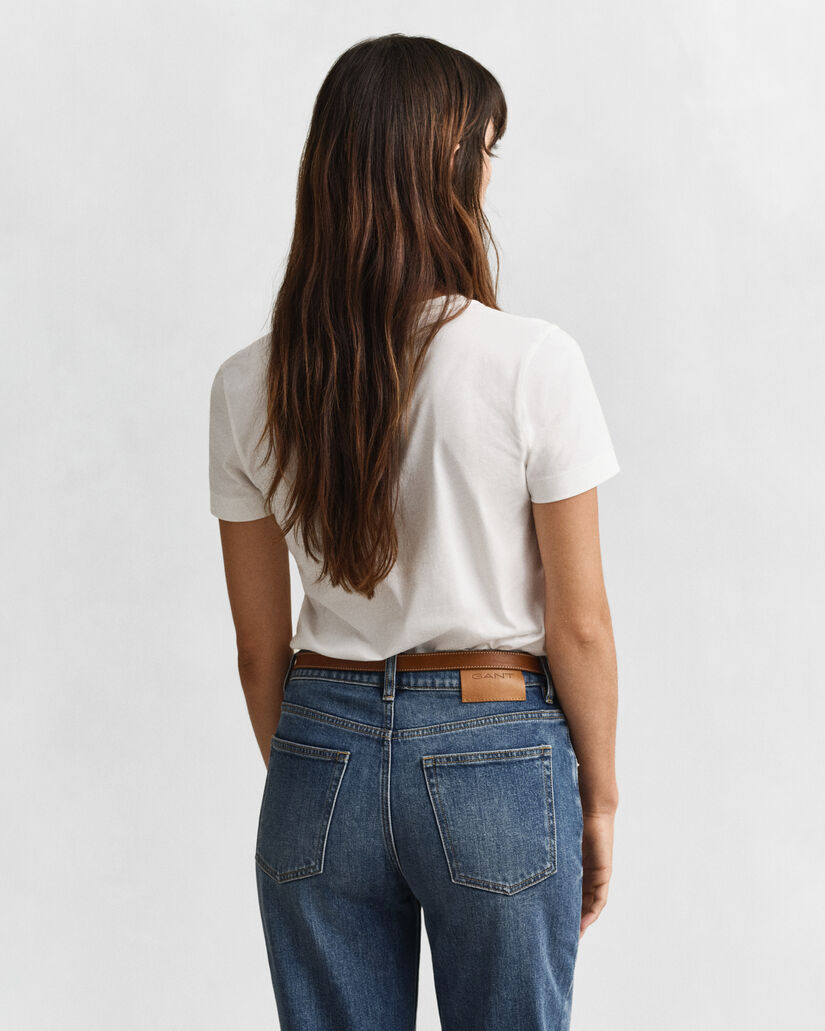 Camiseta Shield con cuello de pico