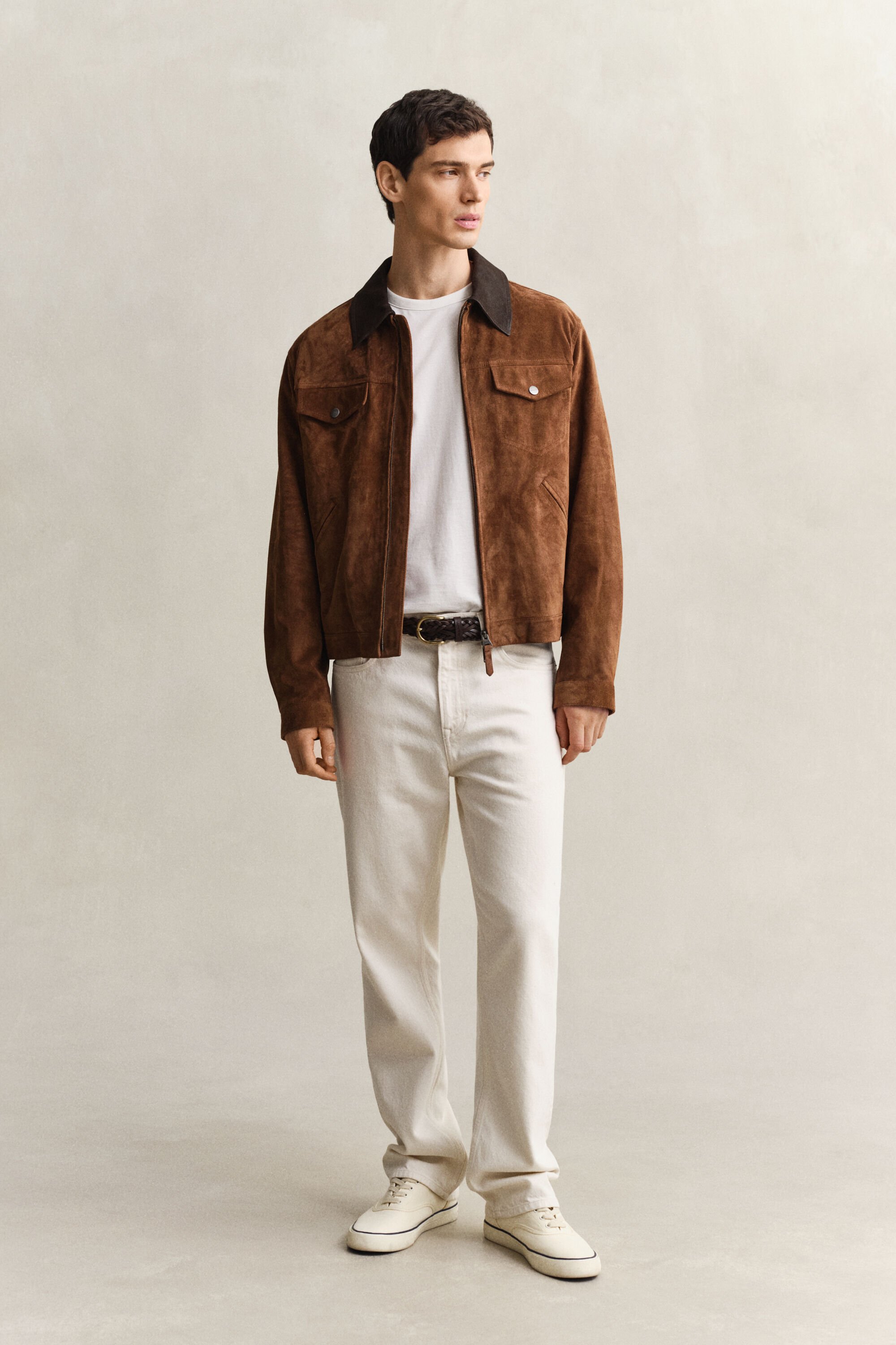 Vaqueros de pernera recta en color crudo