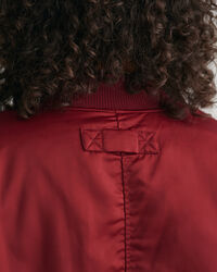 Cazadora bomber acolchada