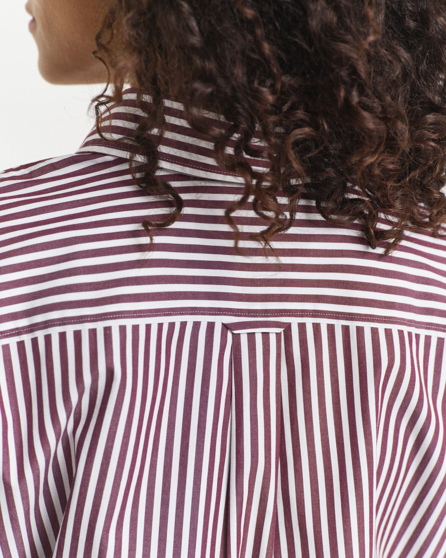 Vestido camisero clásico de popelina con cinturón