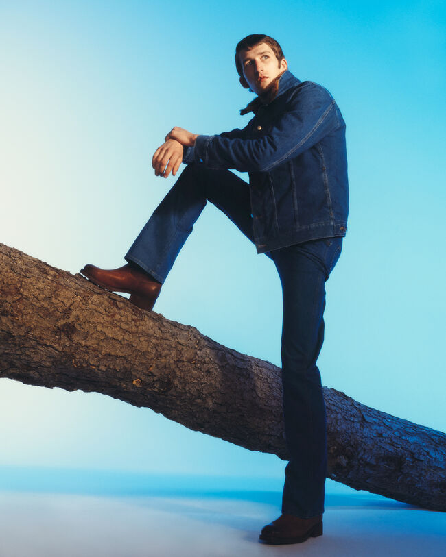 Cazadora vaquera Wrangler x GANT con pelo sintético