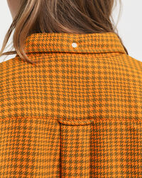 Camisa Relaxed Fit con dise&ntilde;o de pata de gallo