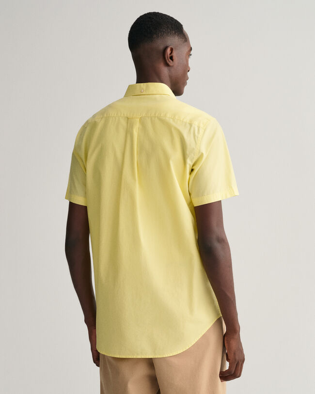 Camisa Regular Fit de manga corta en velarte