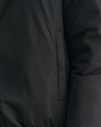 Chaqueta reversible con capucha