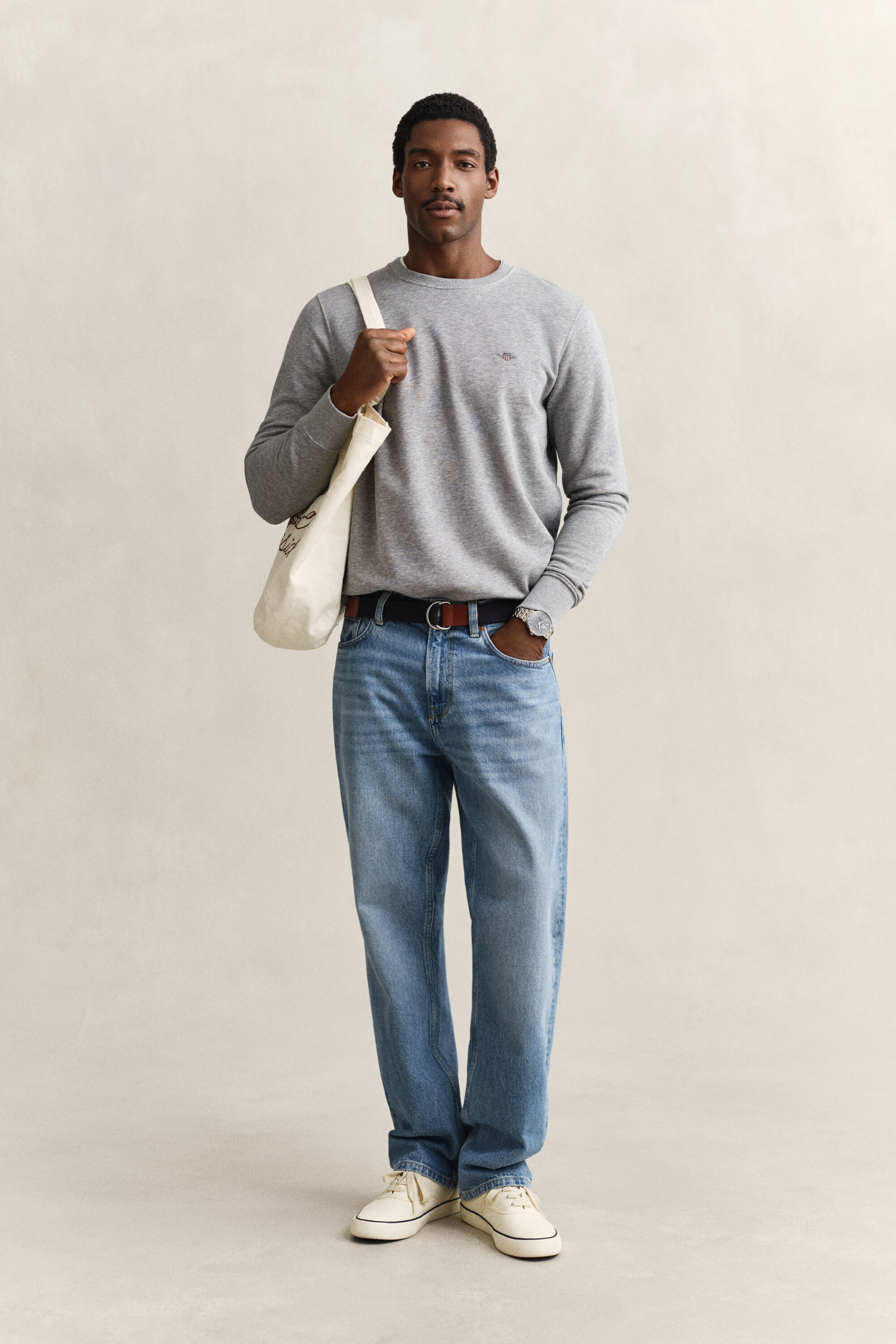 Sudadera Shield de cuello redondo