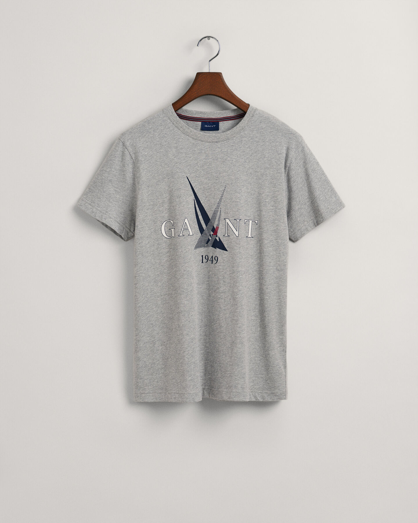 Camiseta con estampado Sail