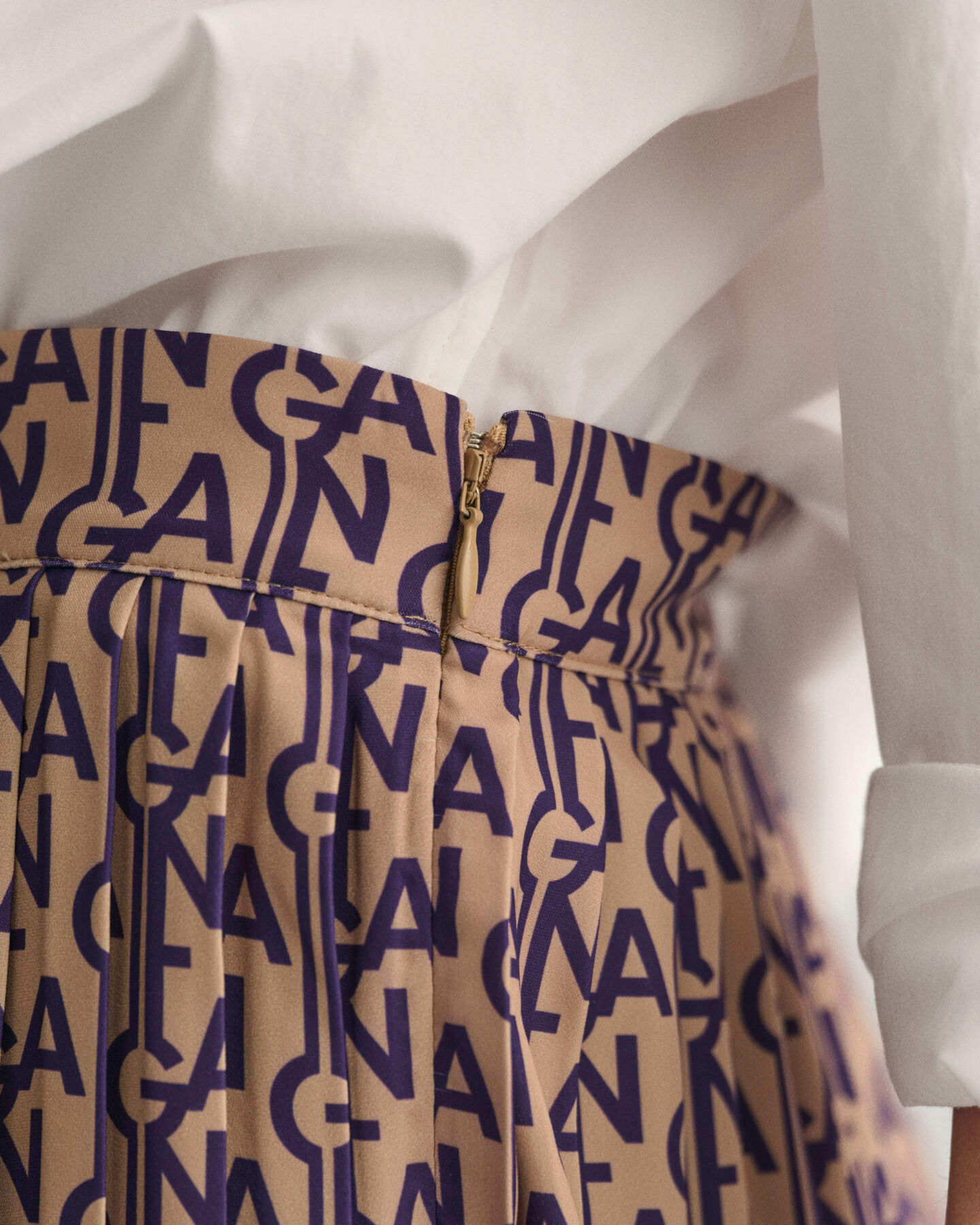 Falda plisada con estampado Monogram