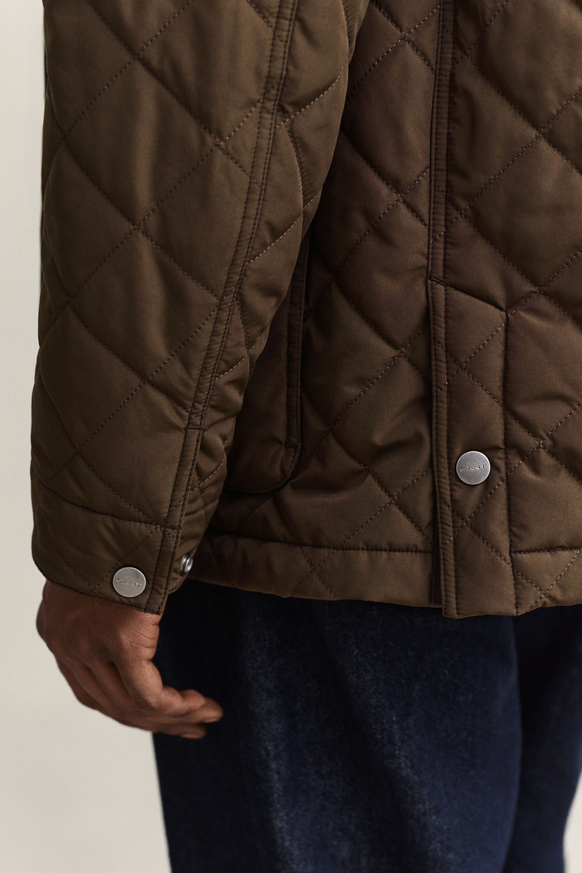 Chaqueta acolchada de largo medio