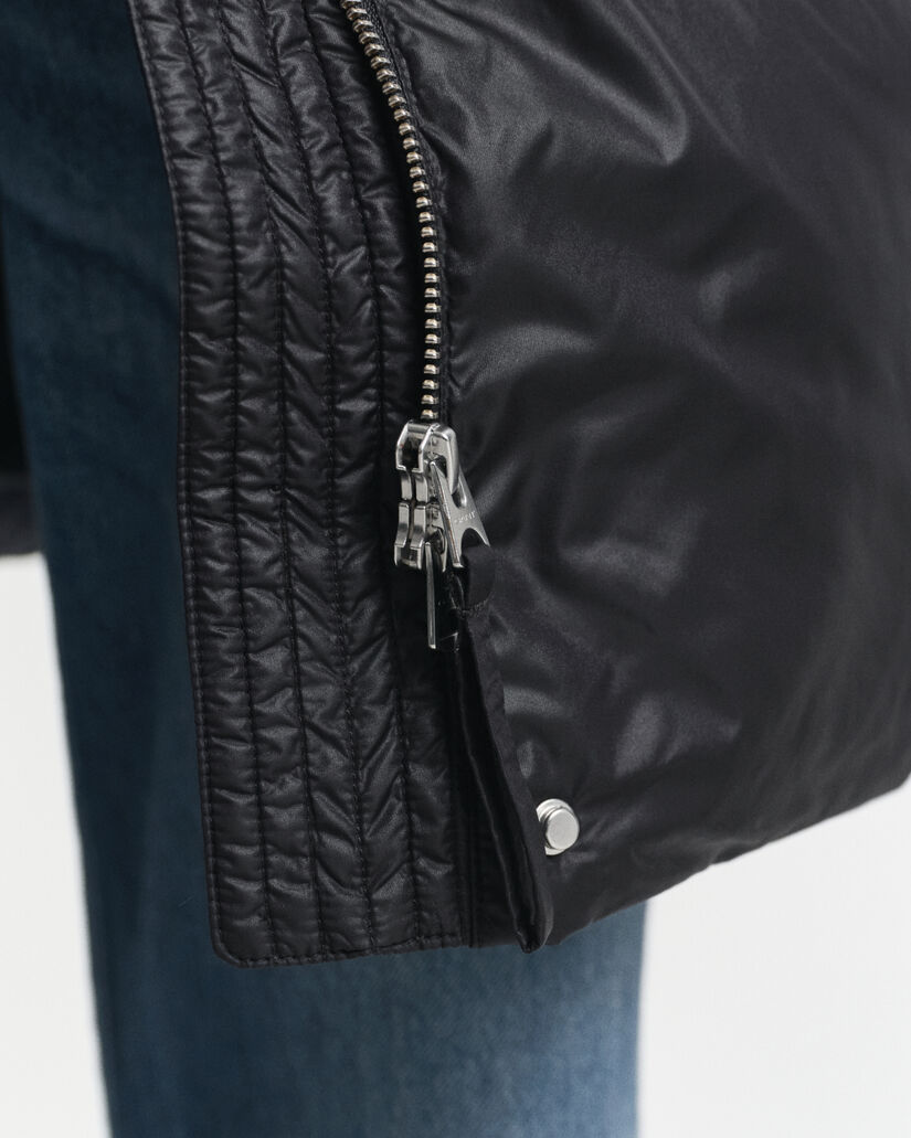 Abrigo Relaxed Fit de plumón