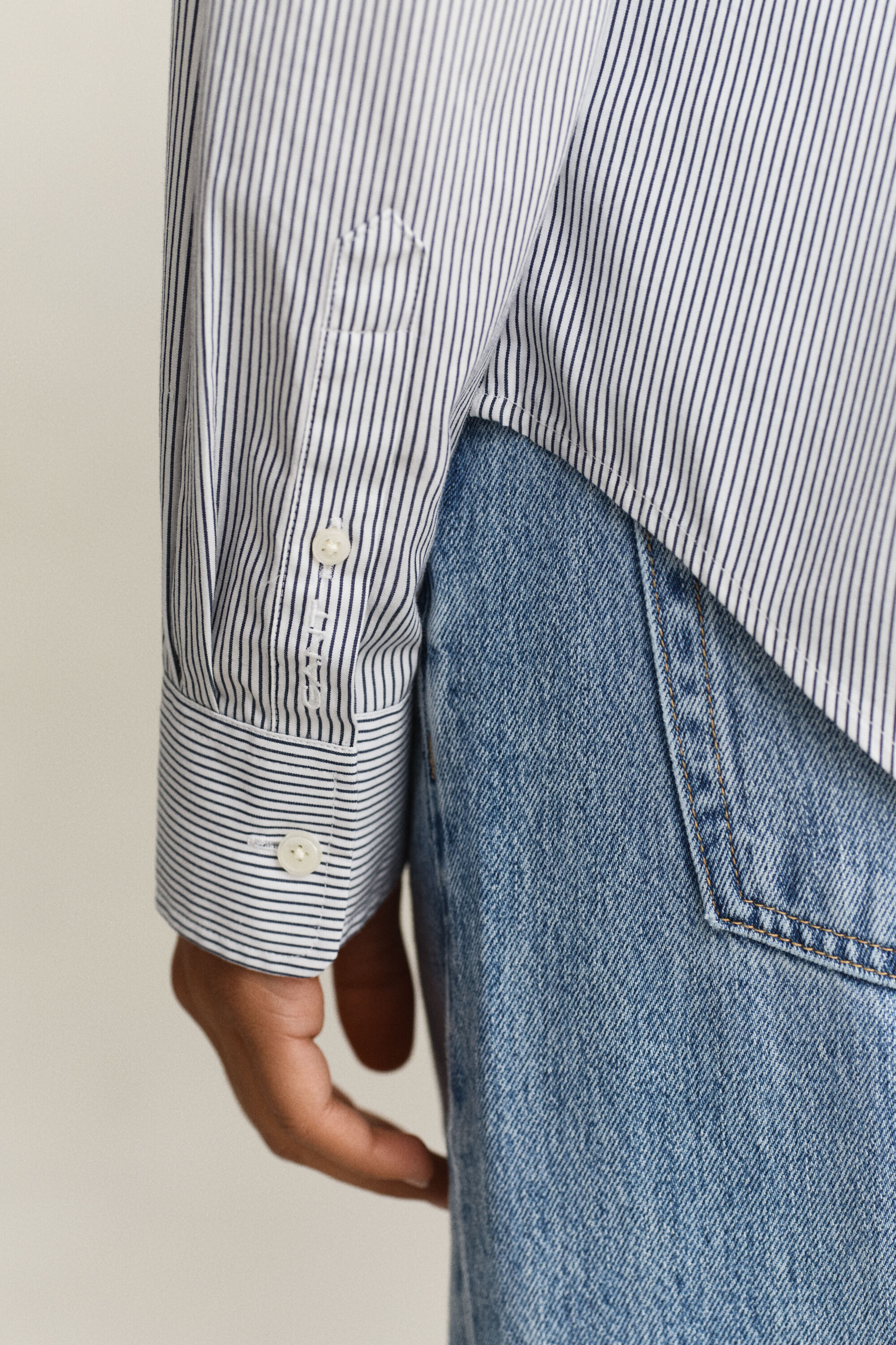 Camisa de algodón a rayas con volantes