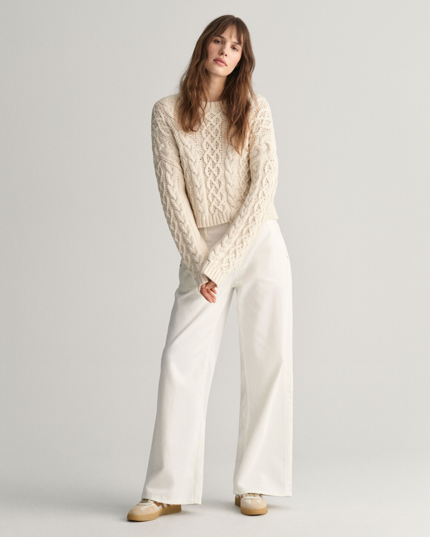 Jersey de cuello redondo y punto de ochos