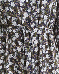 Vestido con estampado floral