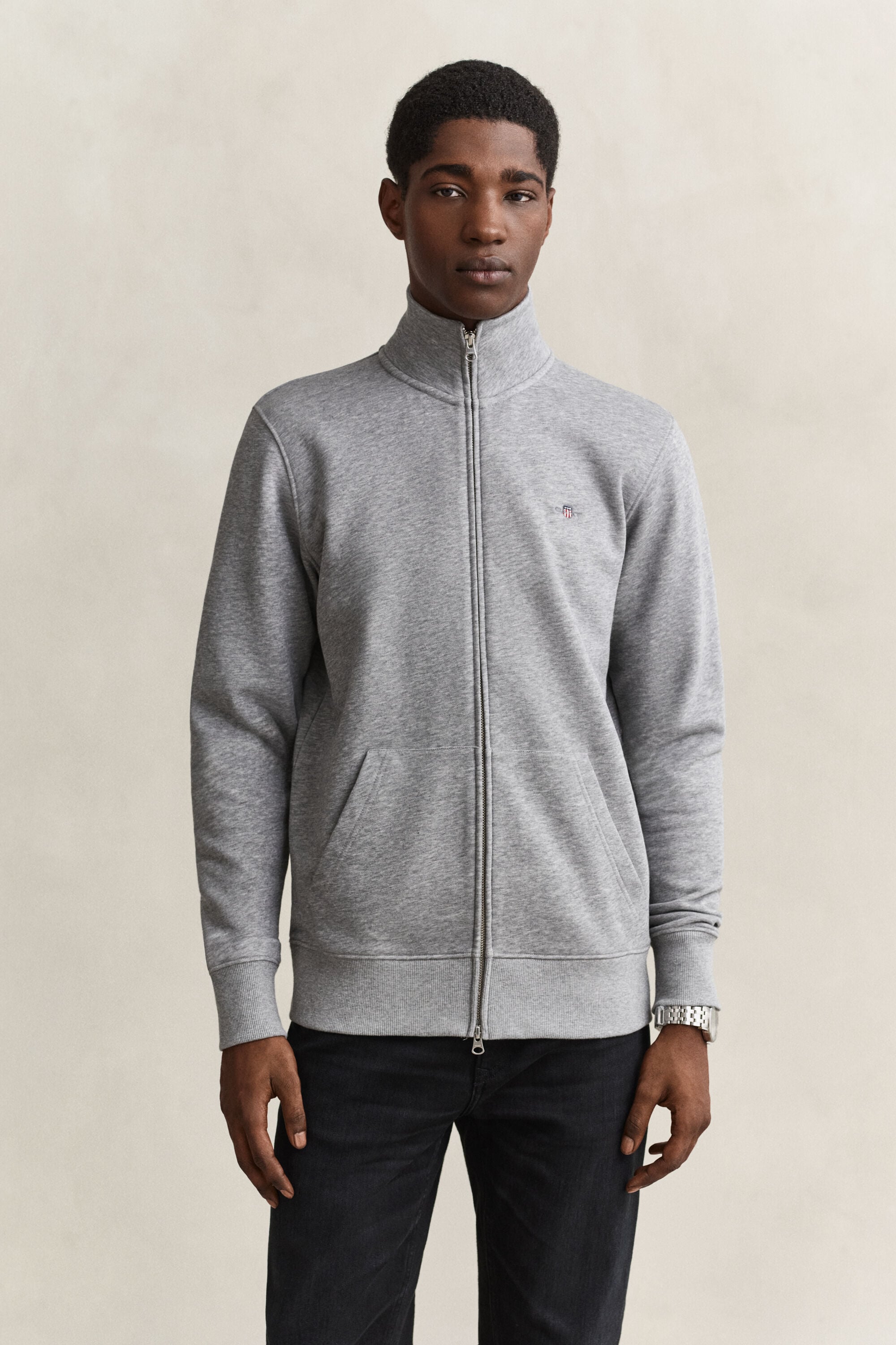Sudadera Shield con cremallera