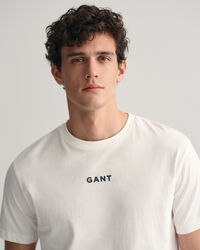 Camiseta GANT Logo peque&ntilde;o en contraste