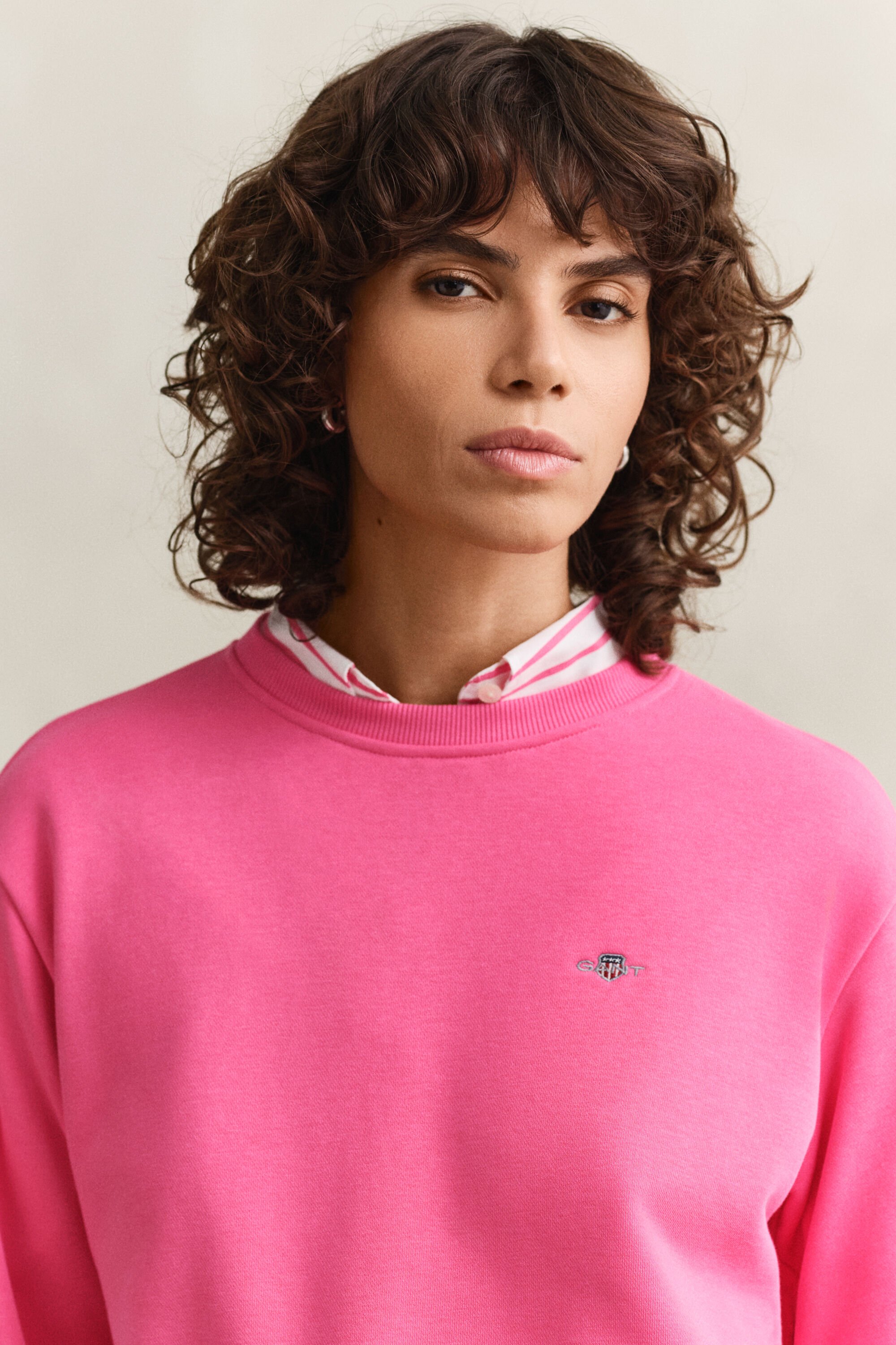 Sudadera Shield de cuello redondo