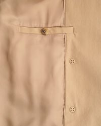 Chaqueta tipo gabardina de largo medio