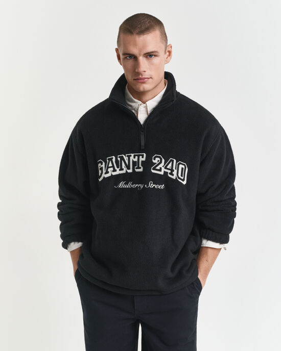 Forro polar con diseño gráfico