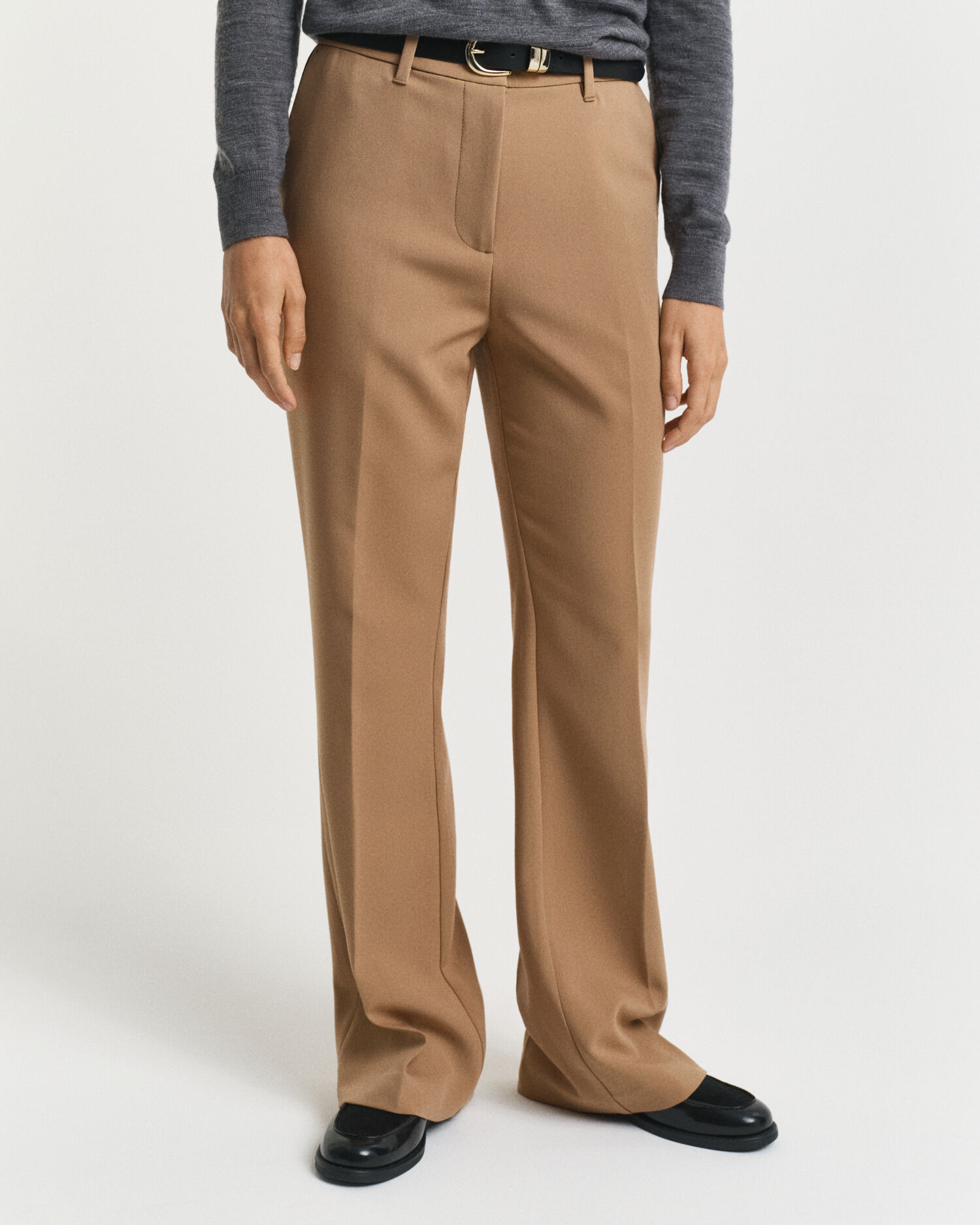 Pantalones de vestir Slim Fit acampanados