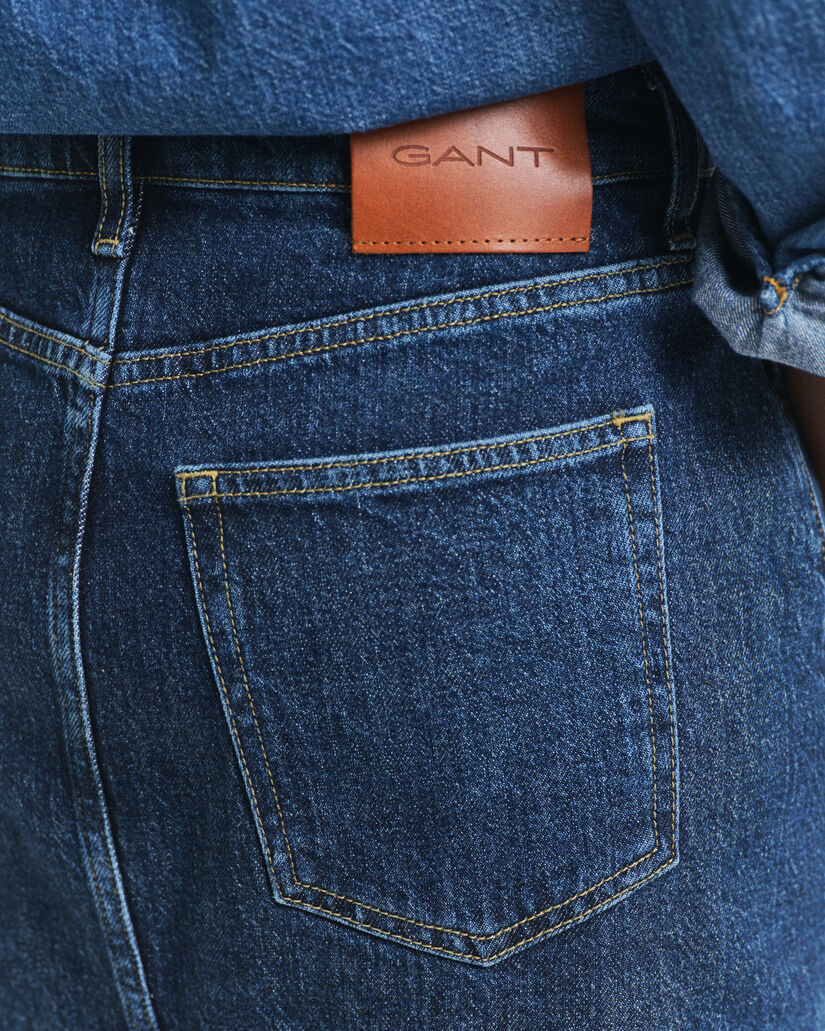 Falda vaquera midi abotonada