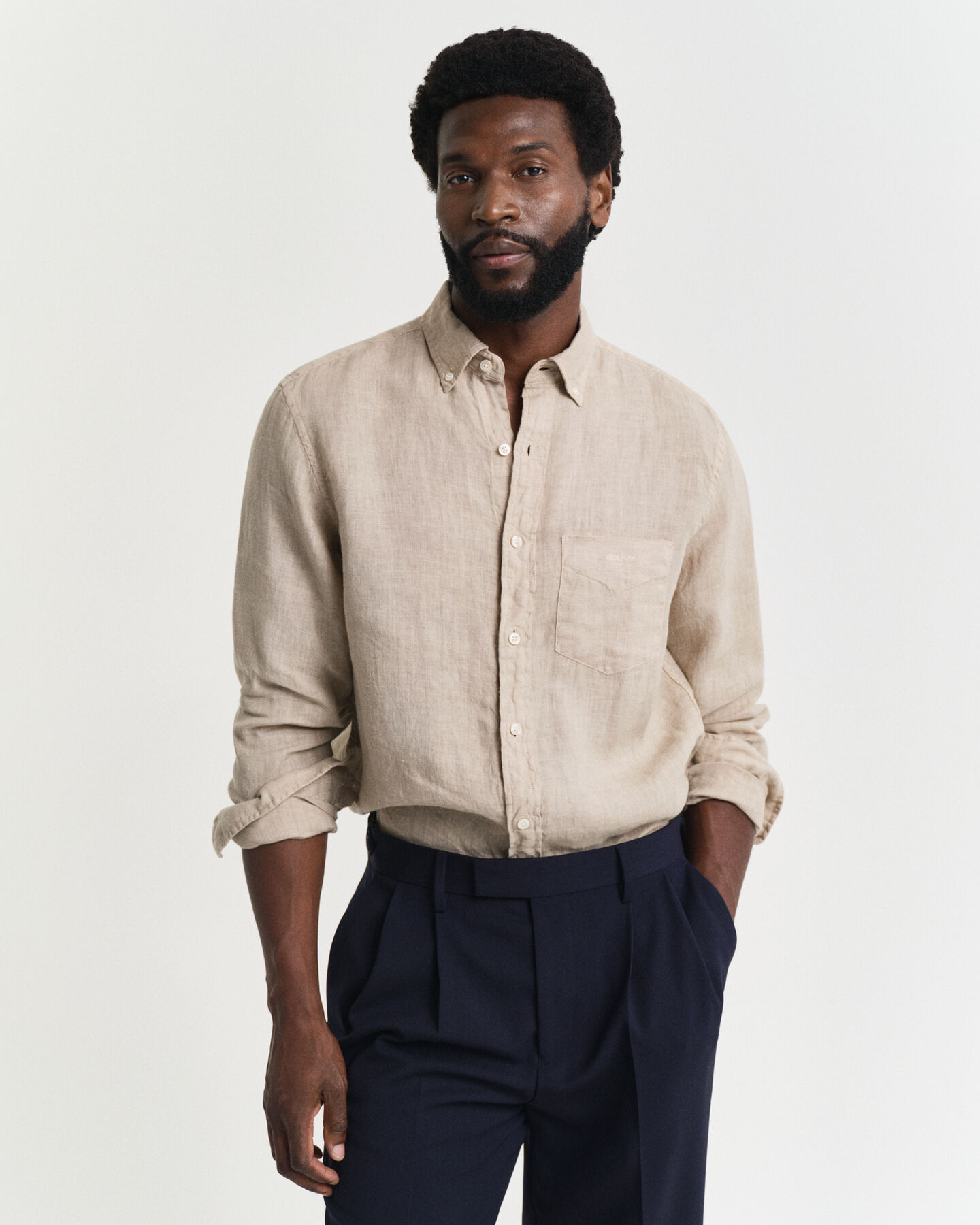 Camisa Regular Fit de lino te&ntilde;ido en prenda