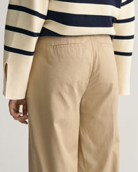 Pantalones chinos Relaxed Fit con el bajo vuelto