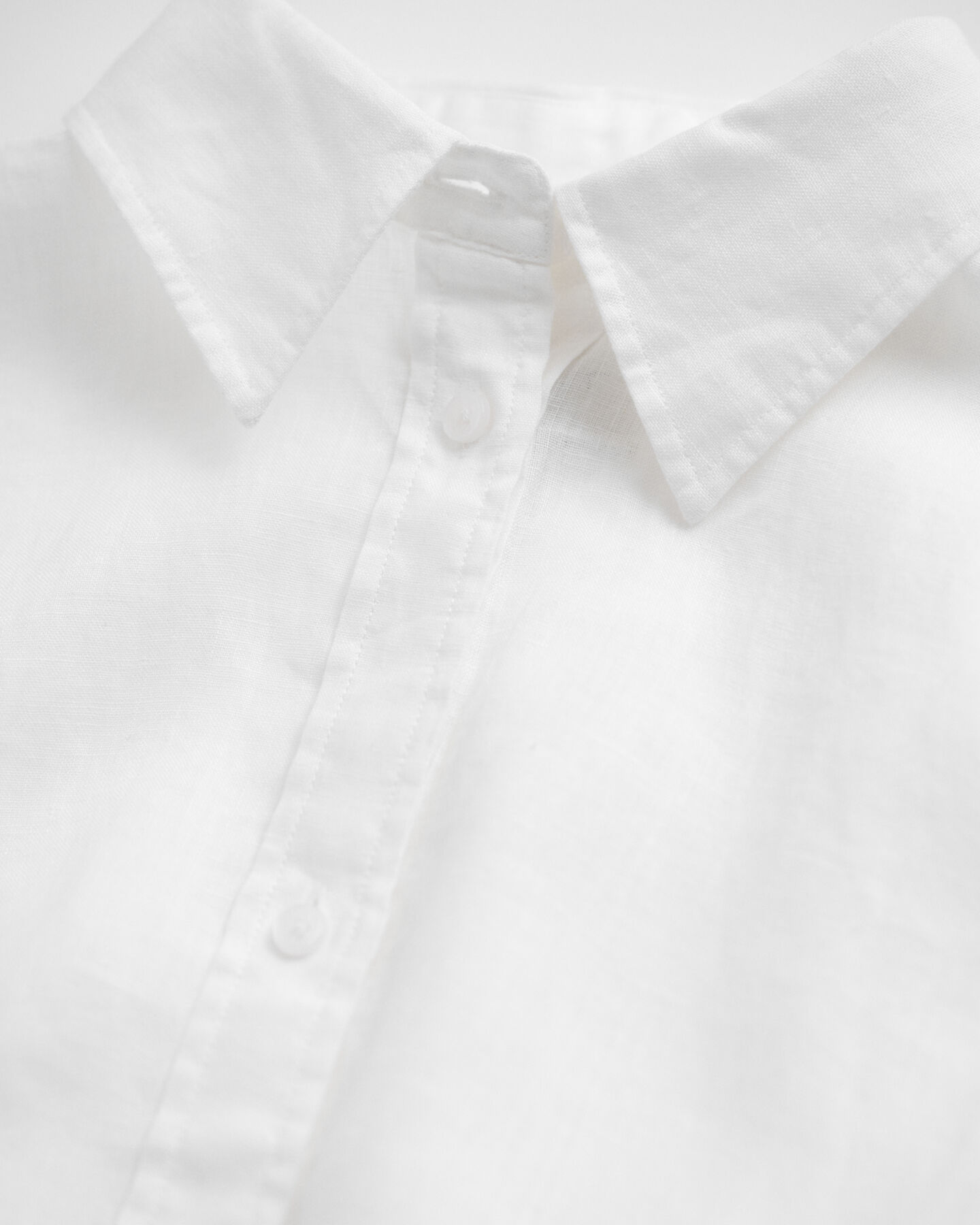 Vestido camisero de lino