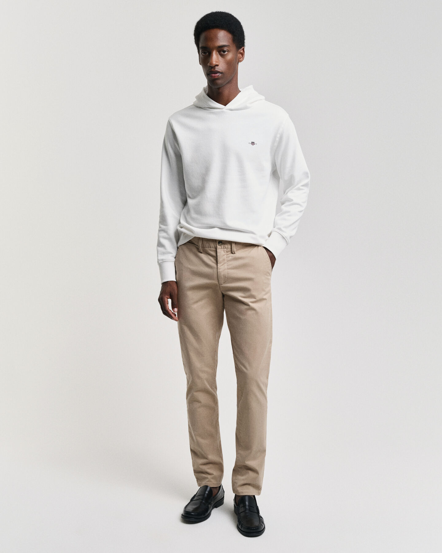 Pantalones chinos Seasonal Essential Slim Fit Archive Shield