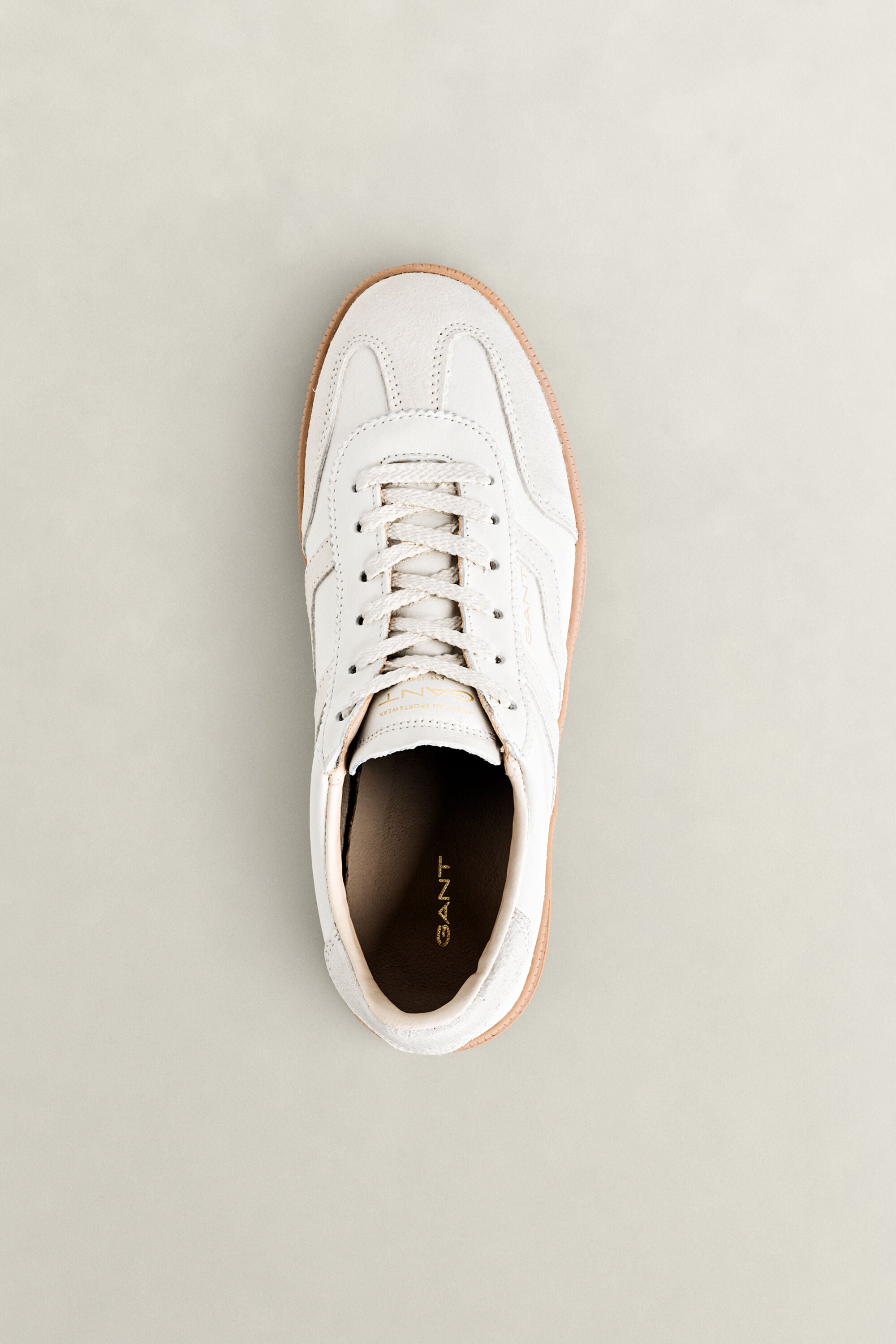 Zapatillas de piel y ante Cuzima