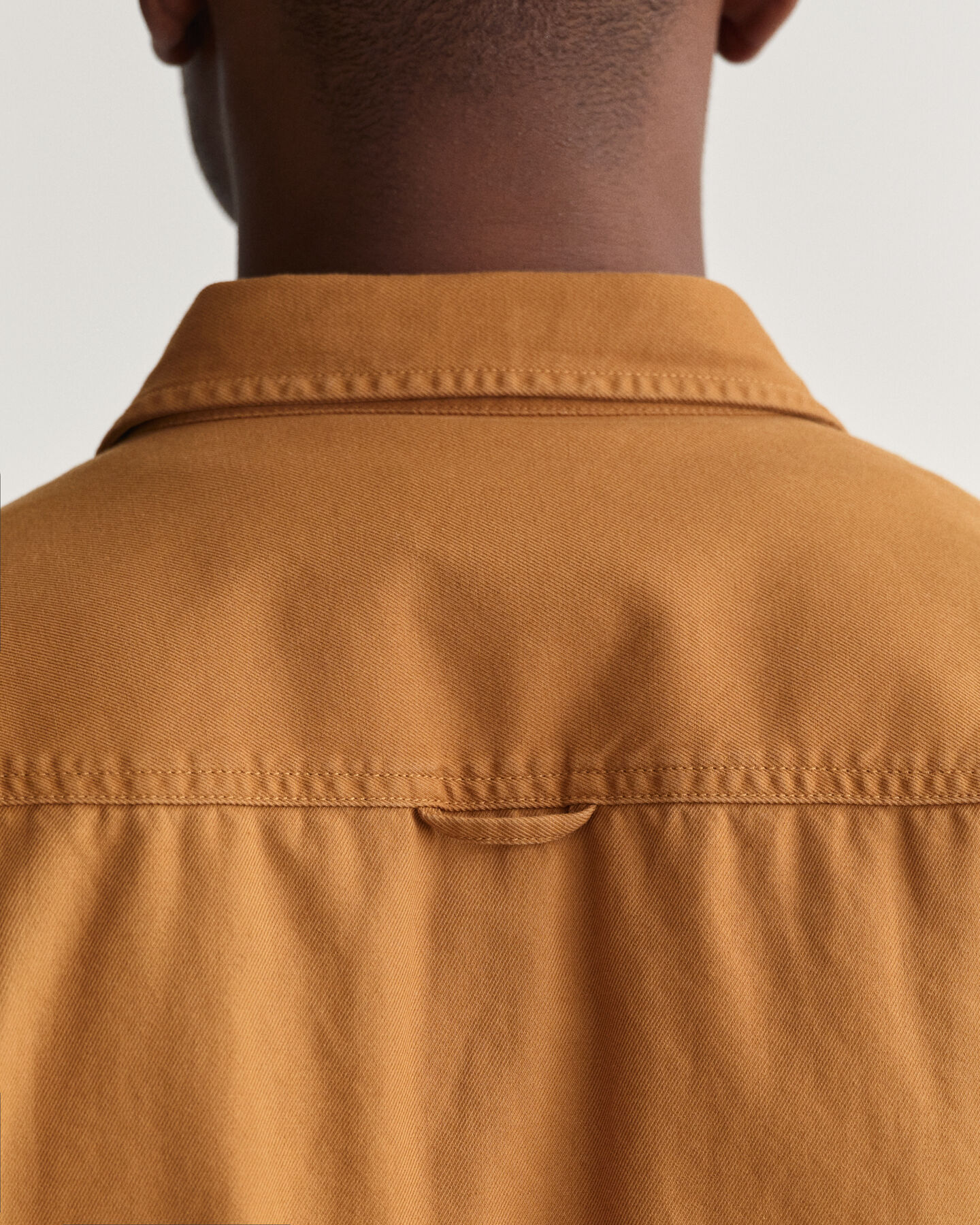 Camisa Relaxed Fit de sarga