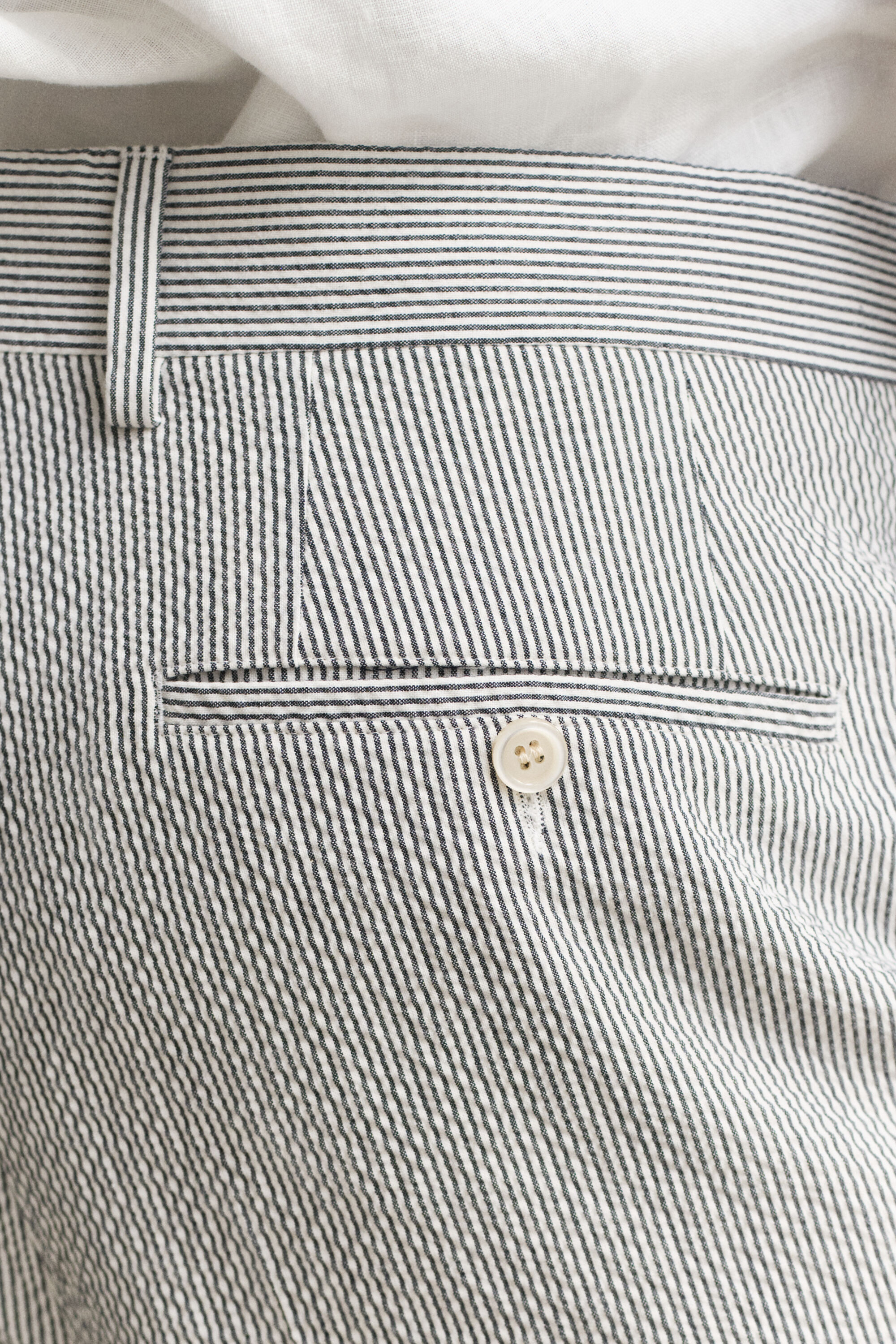 Pantalones de traje en sirsaca