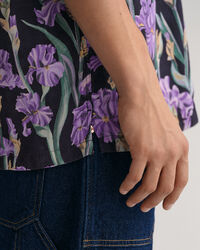 Camisa Relaxed Fit de manga corta en lino y lyocell con estampado Iris