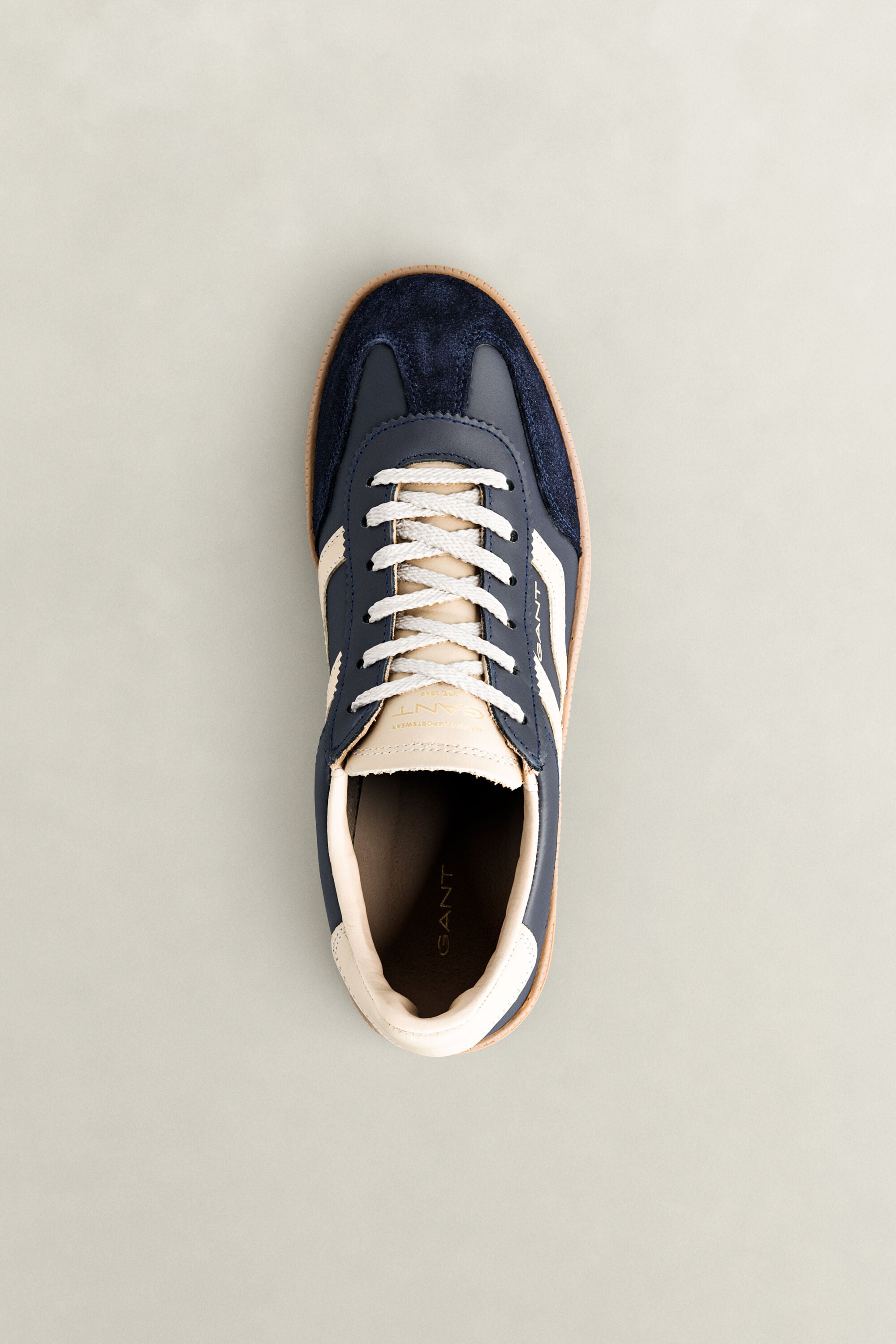 Zapatillas de piel y ante Cuzima