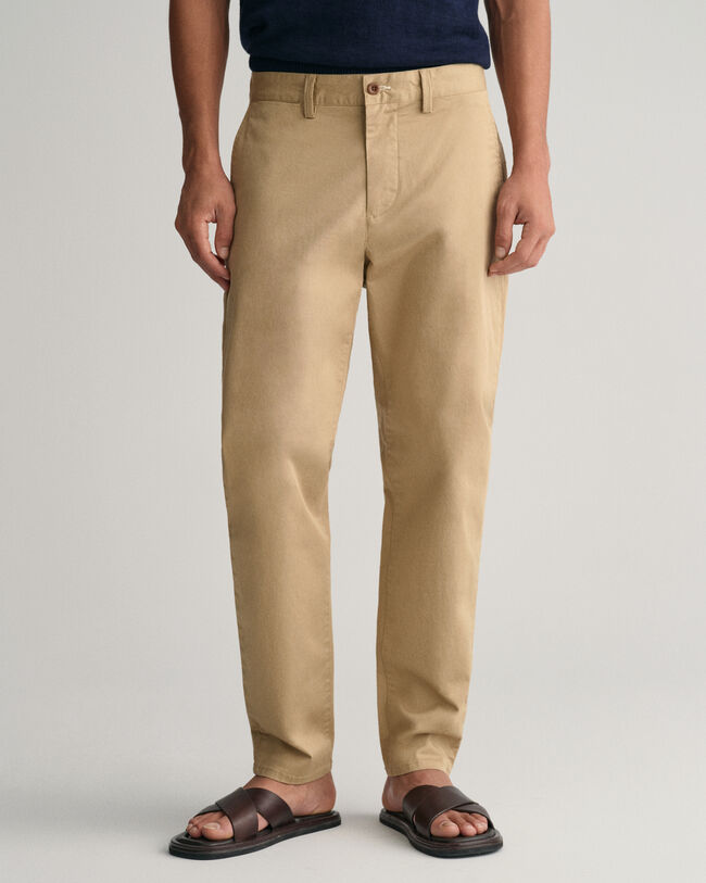 Pantalones chinos de sarga