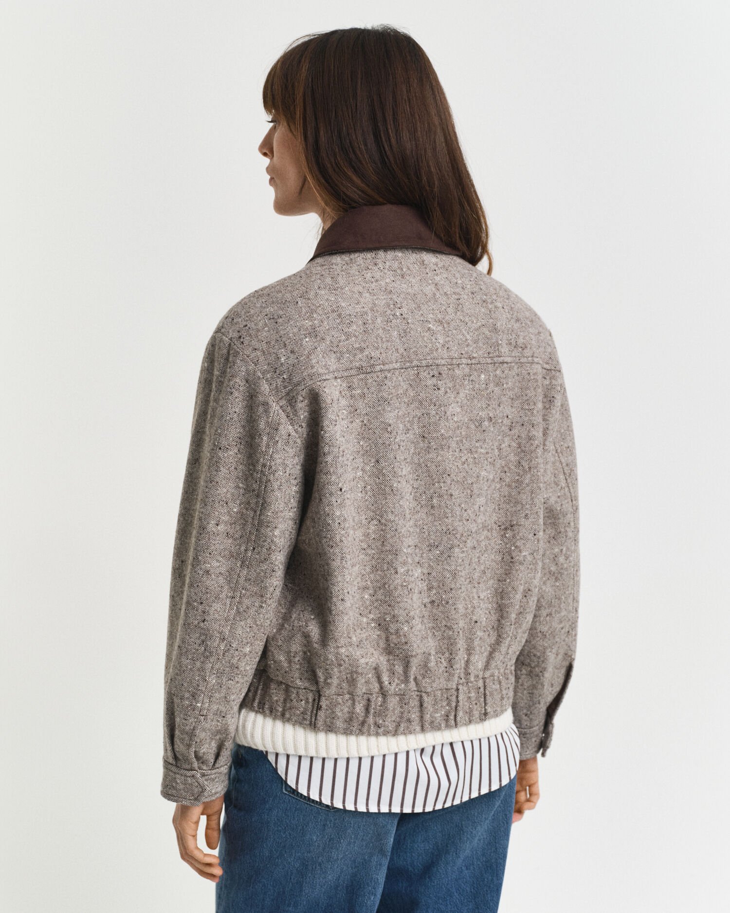 Chaqueta de lana con cuello en contraste