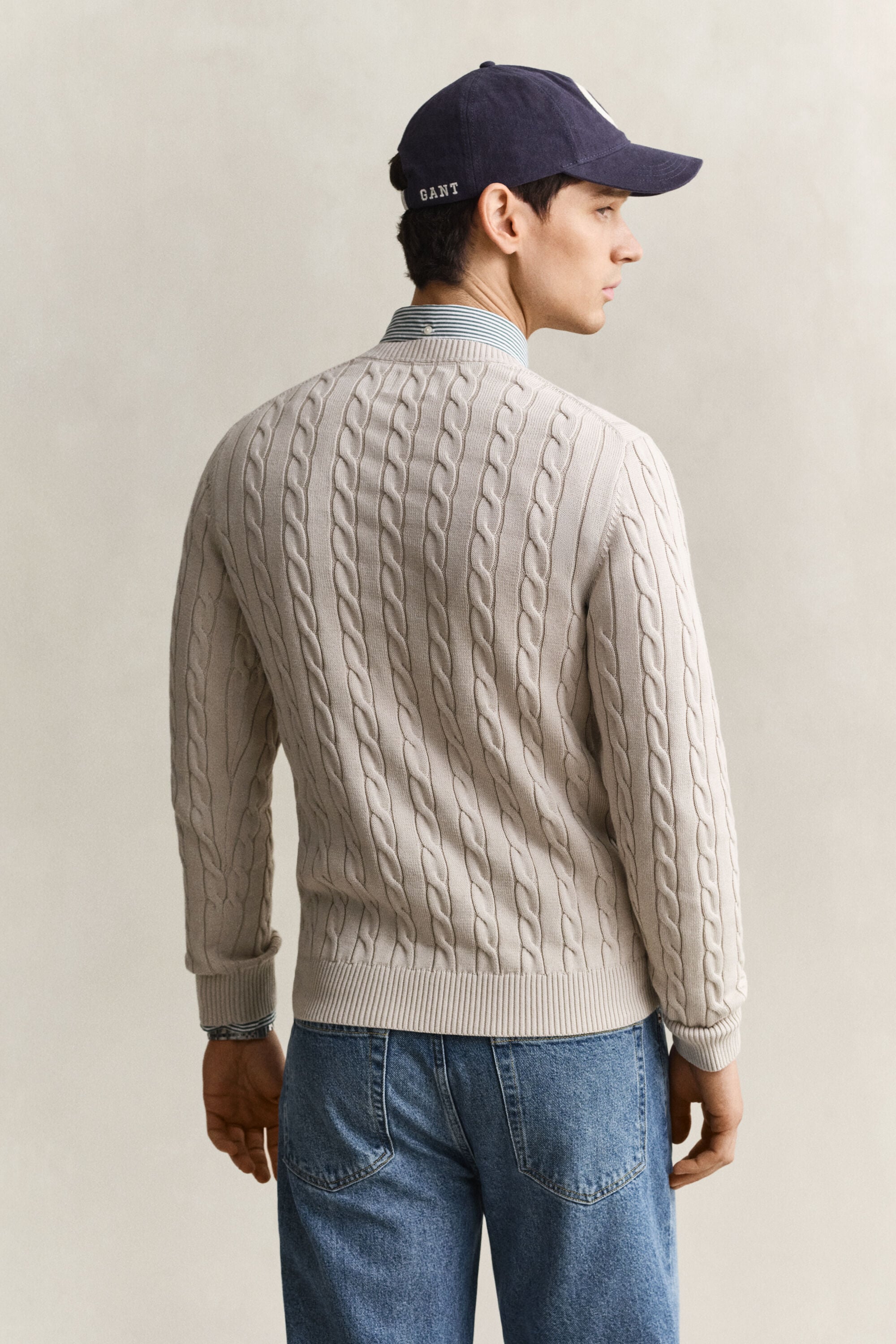 Jersey de cuello redondo y punto de ochos en algodón