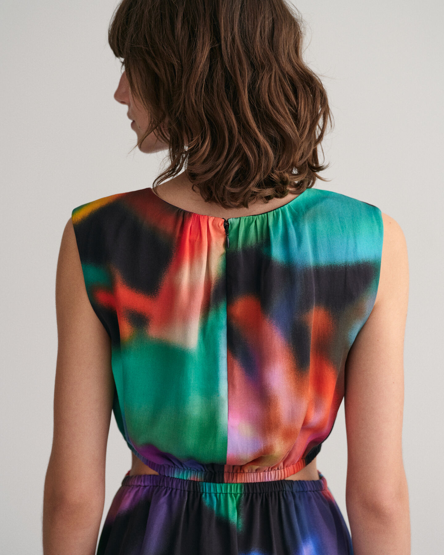 Vestido sin mangas con estampado de flores